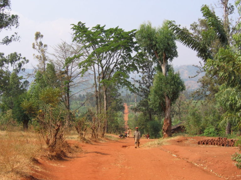 40 ANNI IN BURUNDI: Un po’ di terra rossa