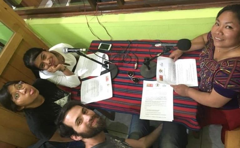 Dietro le quinte di Radio Nebaj