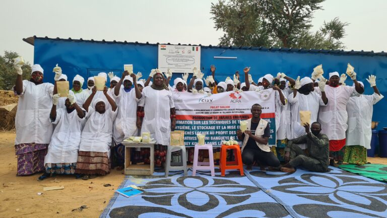 Farine ricche di nutrienti per le famiglie del progetto Saajaw